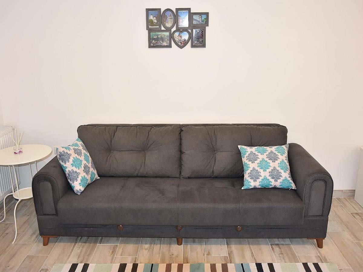 Ucas Apartman Segesvár Kültér fotó